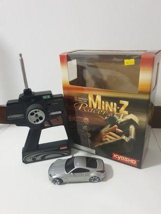 Mini- z Racer
