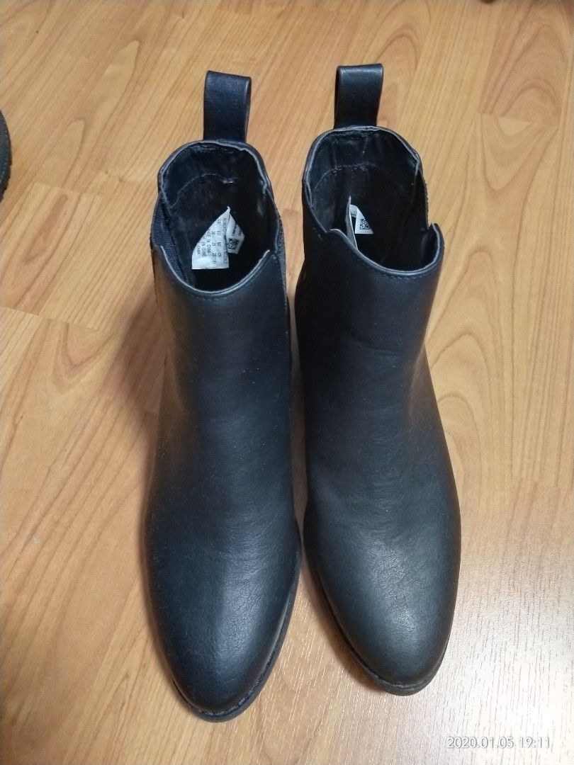 American eagle black booties clearance