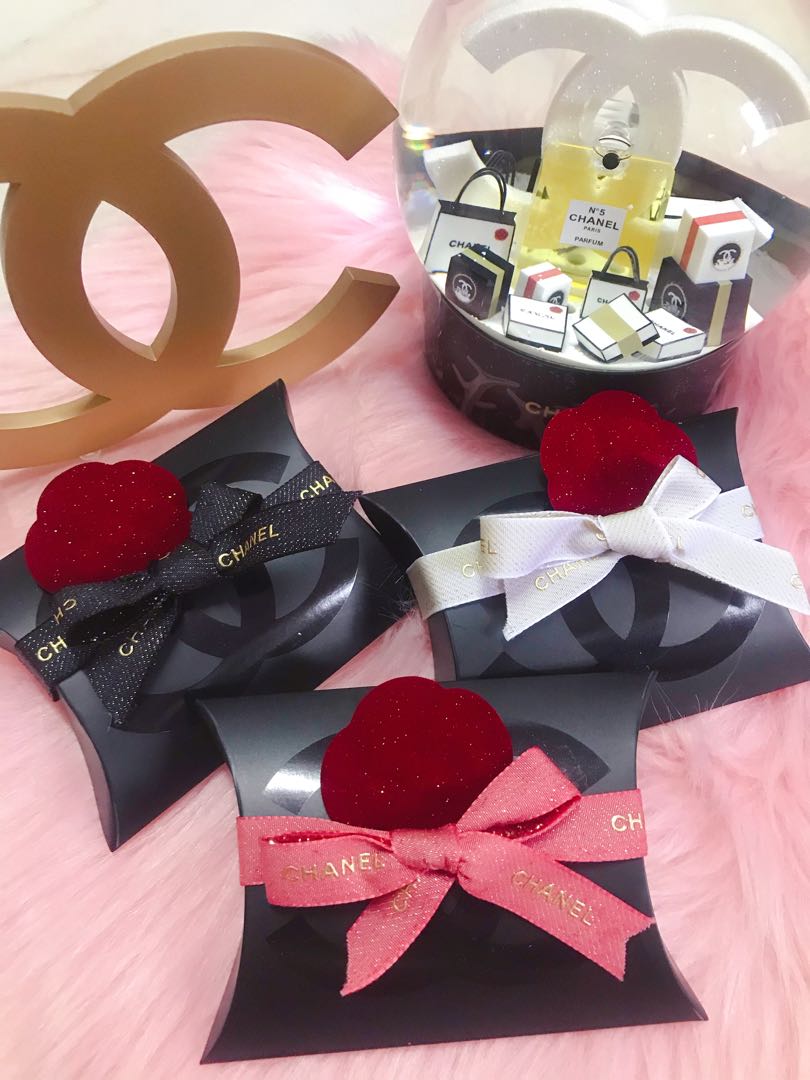 Chanel gift box with ribbon & flower sticker , Women's Fashion, Jewelry