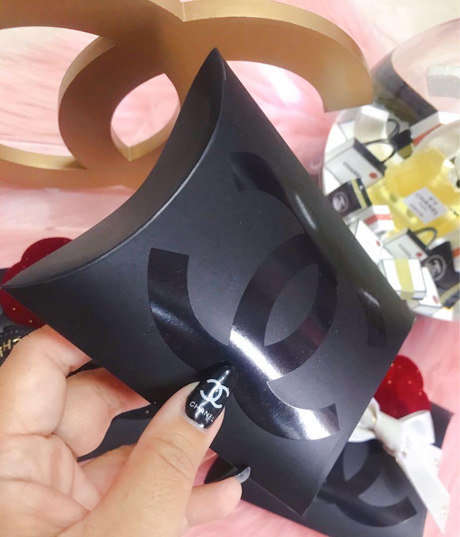 Chanel gift box with ribbon & flower sticker , Women's Fashion, Jewelry & Organisers, Accessory
