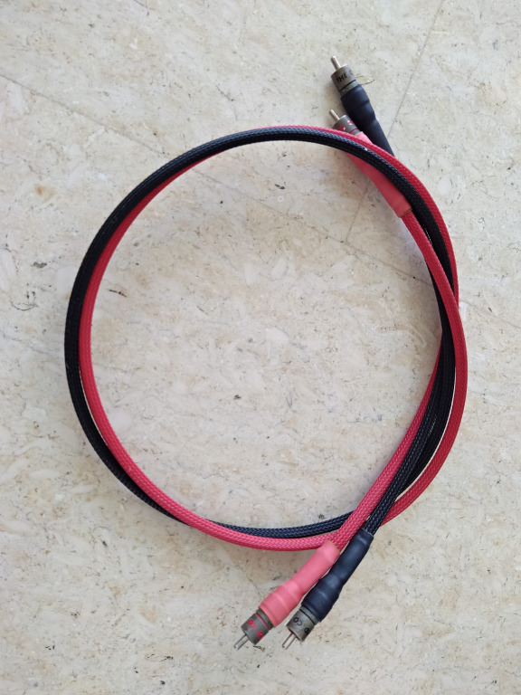 Chord Chorus 2 Analogue audio interconnect cable 1m with RCA plugs