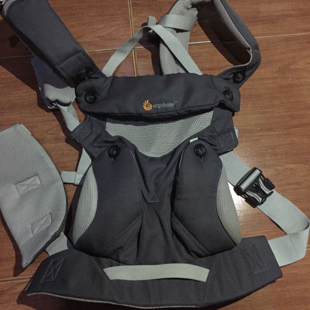 Ergo Baby 360 Cool Air Carbon Grey
