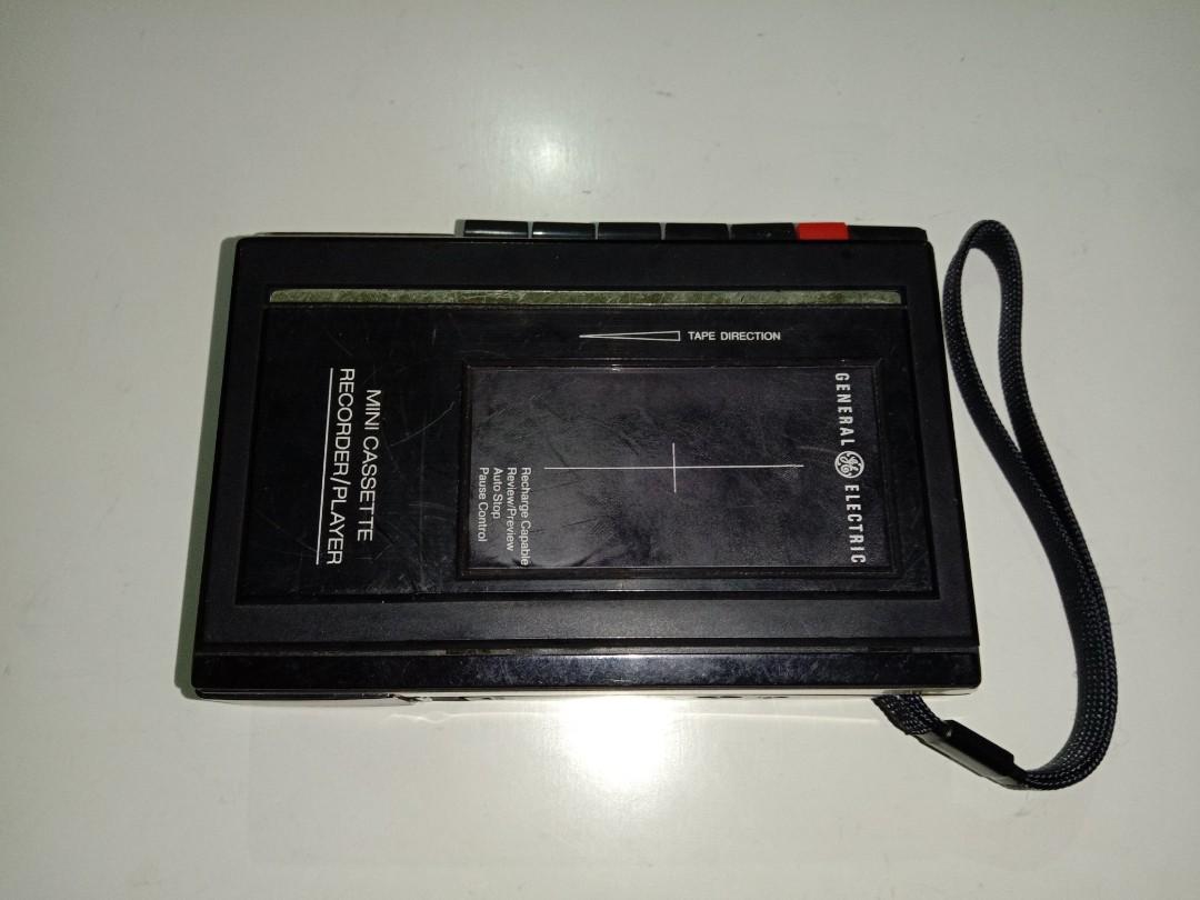 GENERAL ELECTRIC Mini Cassette Recorder/Player, Furniture & Home Living