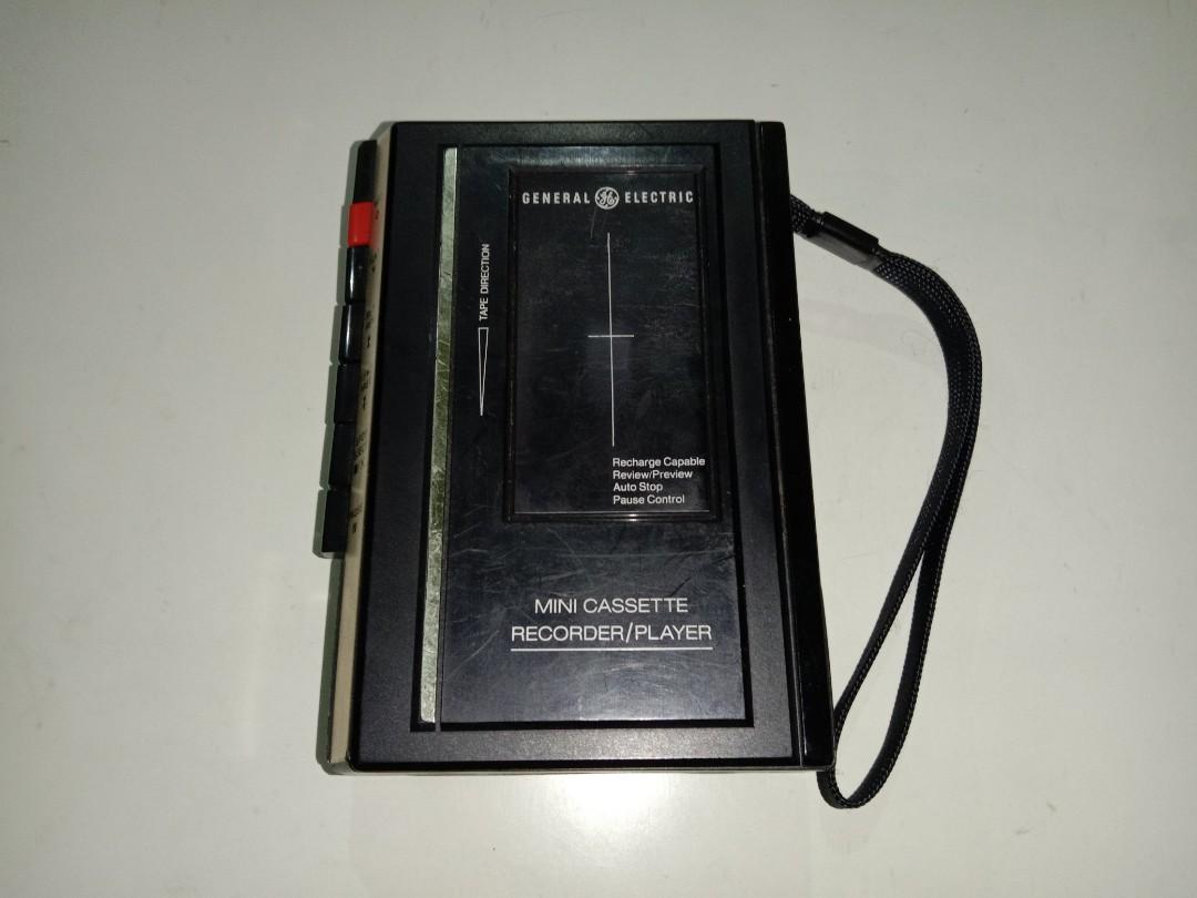 GENERAL ELECTRIC Mini Cassette Recorder/Player, Furniture & Home Living