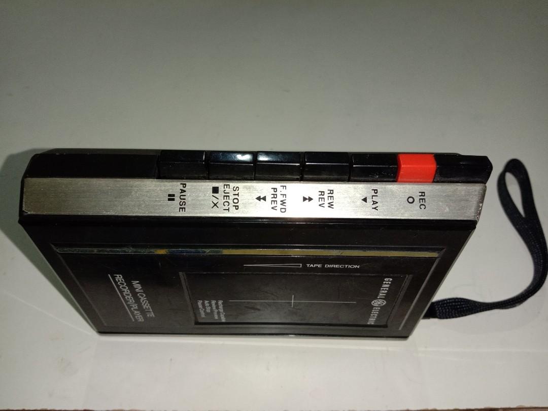 GENERAL ELECTRIC Mini Cassette Recorder/Player, Furniture & Home Living