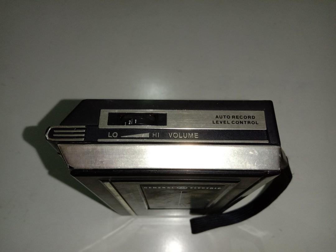 GENERAL ELECTRIC Mini Cassette Recorder/Player, Furniture & Home Living