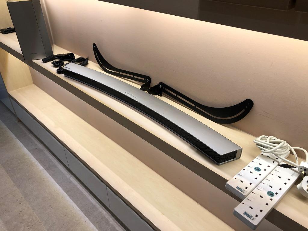 HW M4501 Curved Soundbar PS WM21 Subwoofer Audio Soundbars