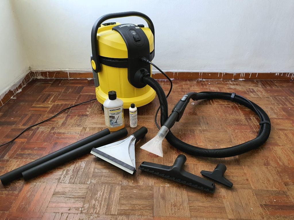 Wet carpet vacuum store