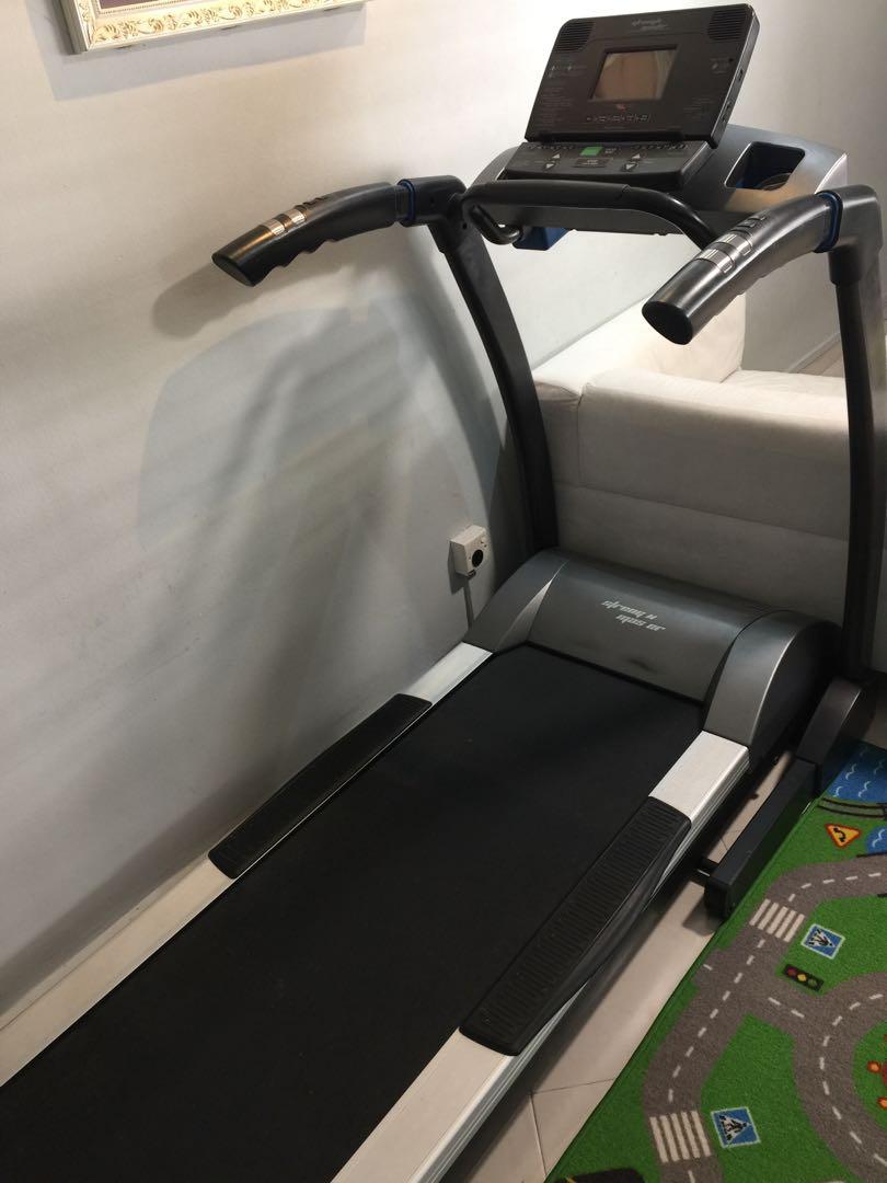 Kettler TR3000 Strength Master Foldable Treadmill, Sports Equipment