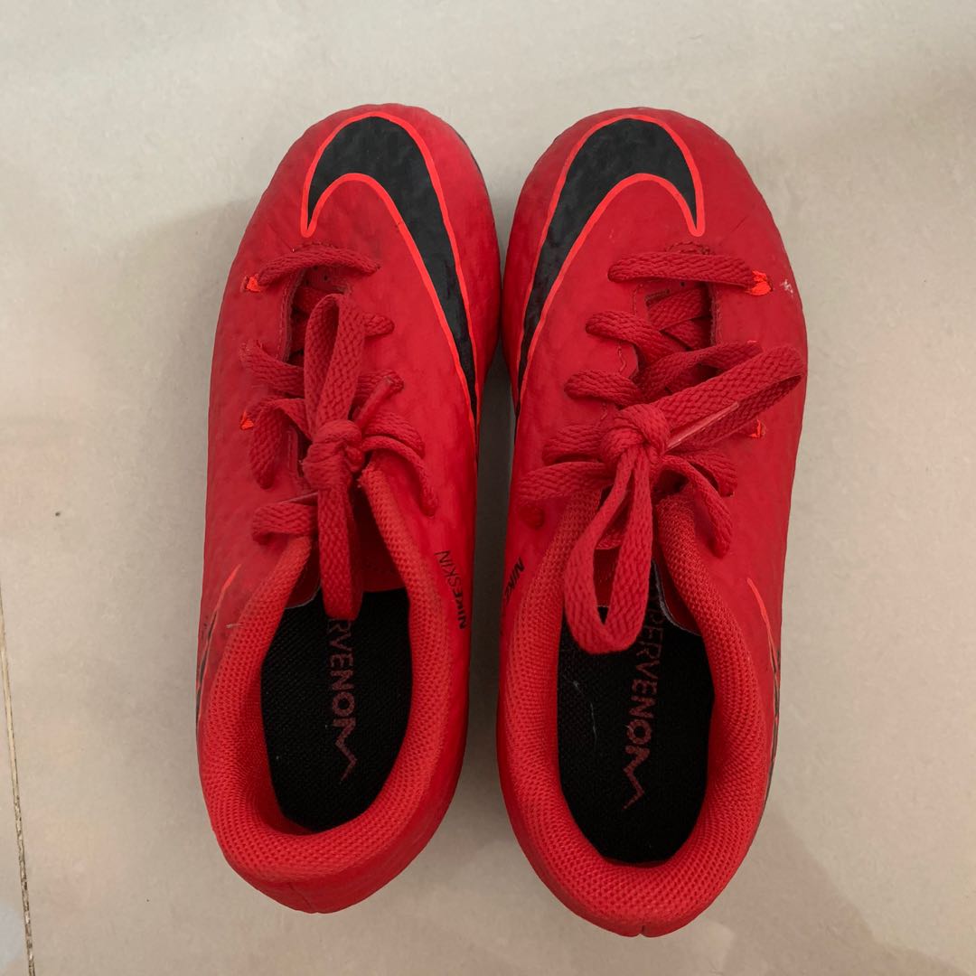 hypervenom soccer cleats for kids