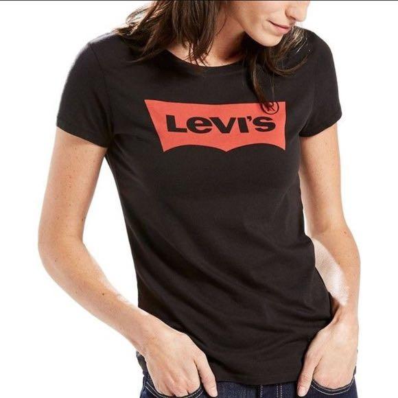LEVI'S red logo t shirt in black, Women's Fashion, Tops, Shirts on Carousell
