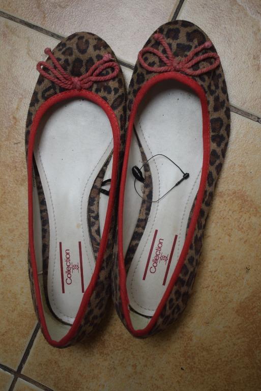 Preloved leopard print flats (Category: Flats & Sandals) located in Quezon City. Submitted by vmill (Listing ID 271156274, Image 2). Description: - leopard print flats - fits size 9.