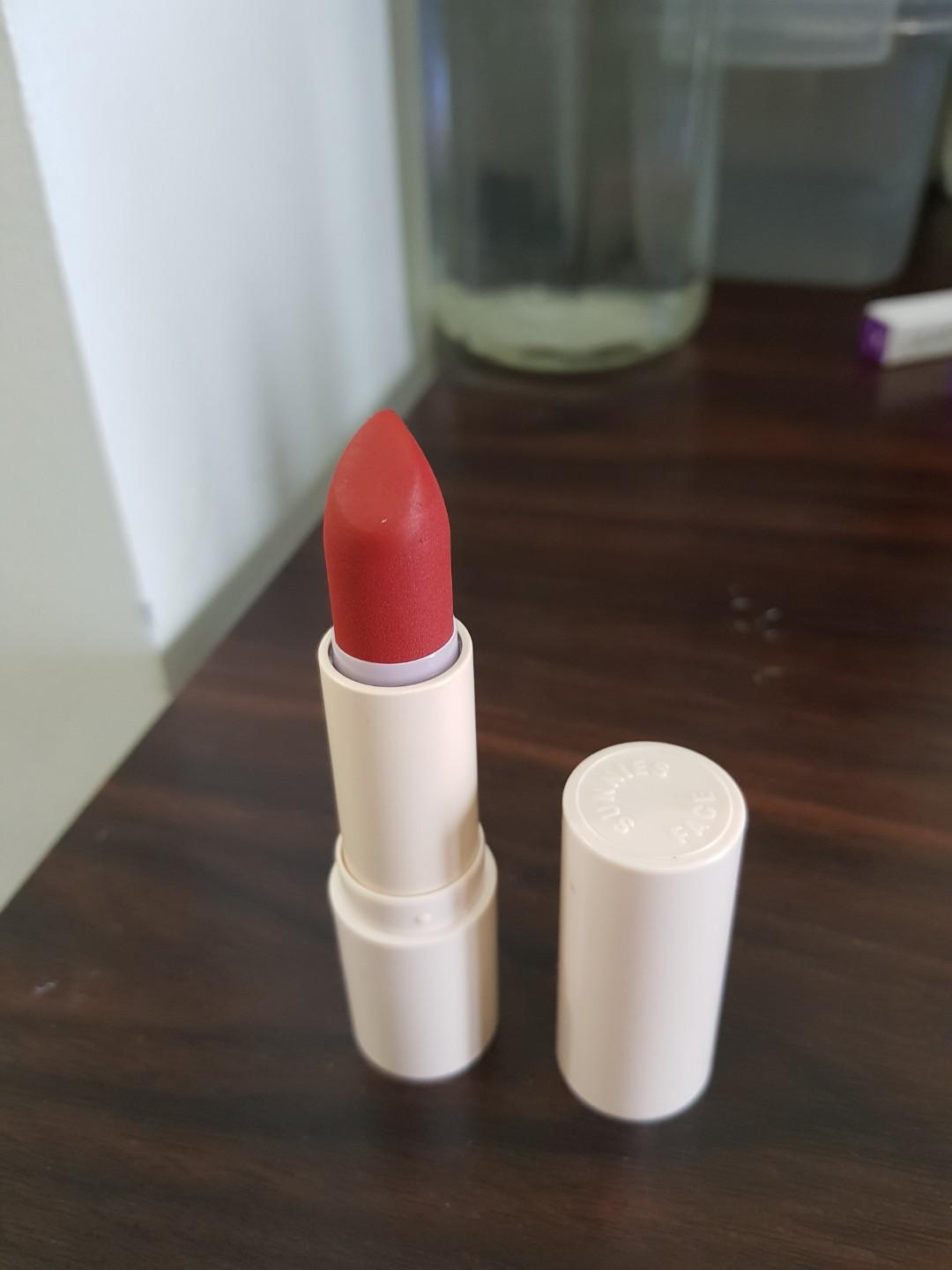 Sunnies Face Hot Sauce Matte (Category: Makeup) located in Makati City. Submitted by itsmecchai (Listing ID 271288582, Image 1). Description: Used only once to swatch, good as brand new Original price is PHP 345 RFS: impulse buy, i have too many lipstick already 🙂.