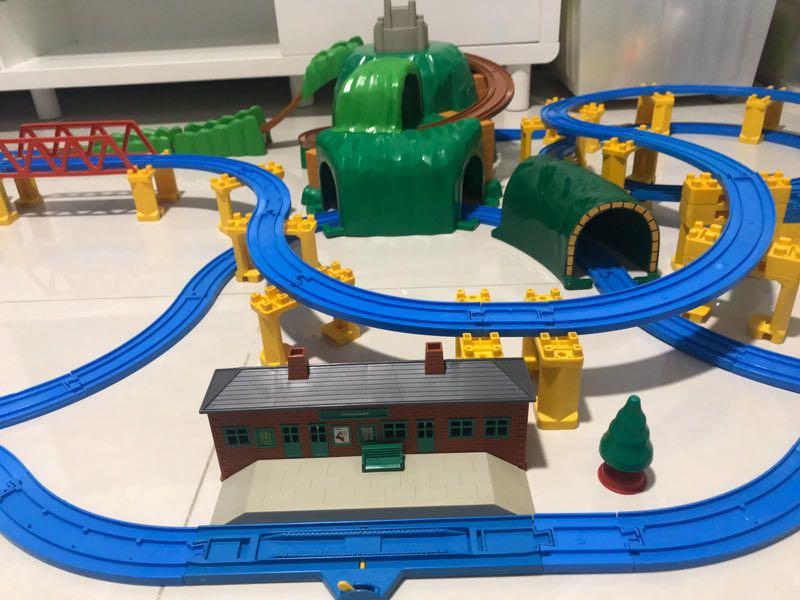 Thomas railway top toy plarail mountain