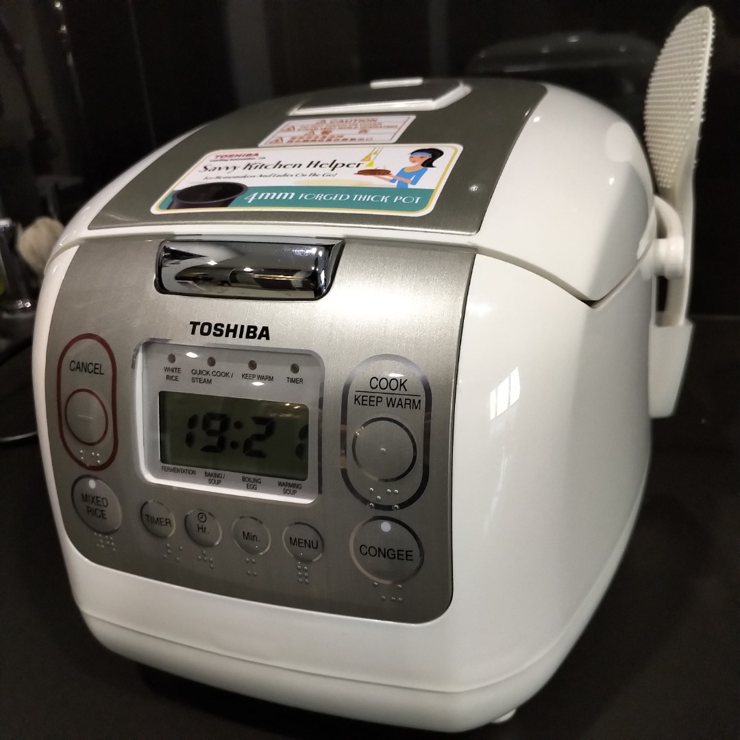 Toshiba Rice Cooker, TV & Home Appliances, Kitchen Appliances, Cookers on Carousell