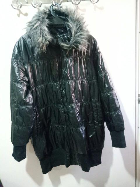 Winter Jacket (Category: Coats, Jackets and Outerwear) located in Kajang. Submitted by alishasoph (Listing ID 271196382, Image 3). Description: Wear once during korea trip Size fit L to XL My weight 77kg my height 166cm Exclude postage.