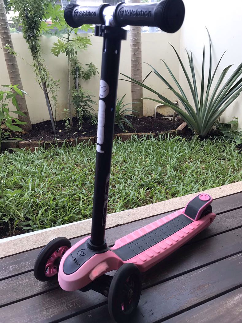 Y Volution Glider XL scooter, Babies & Kids, Infant Playtime on Carousell