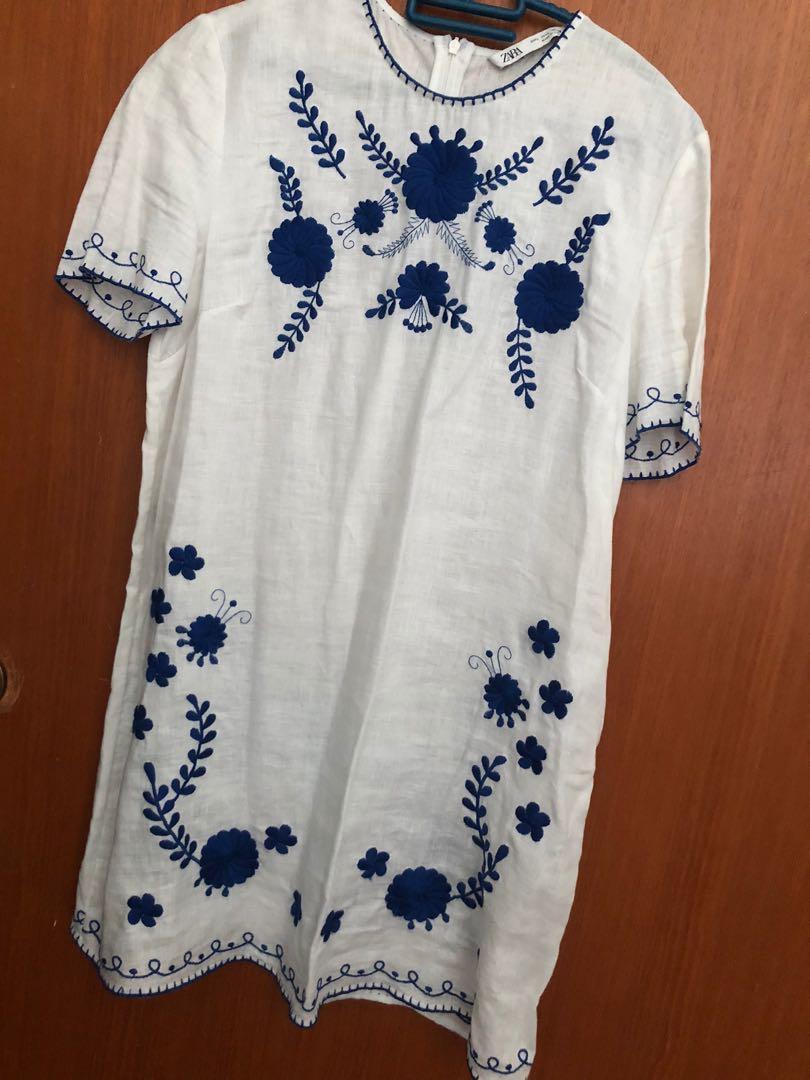 zara white dress with blue embroidery