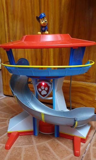 Paw Patrol - The lookout playset with Chase