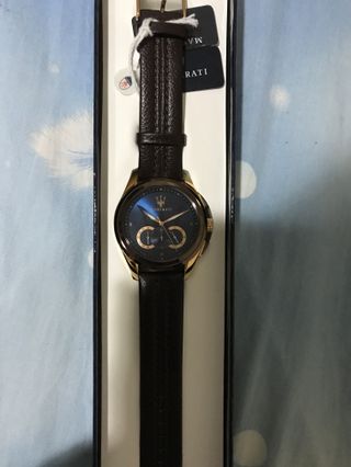 由 r0313667 (刊登 ID 271448728，圖片 1) 提交，位於 的 (類別：)，說明：。
