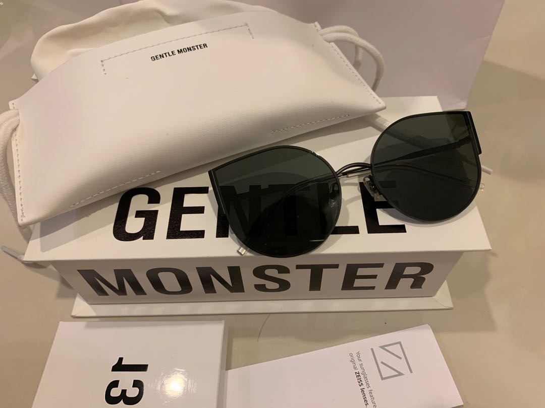 Gentle monster celebrity subnglass, Men's Fashion, Watches ...