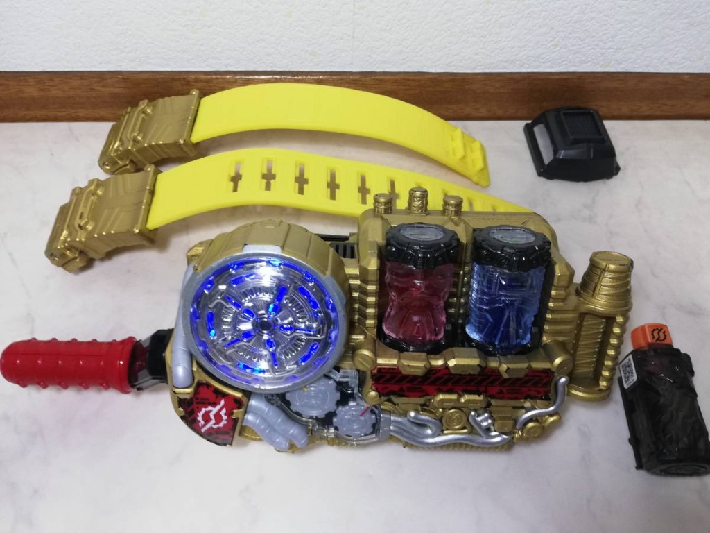 Kamen Rider Build Driver Custom Colour, Hobbies & Toys, Collectibles