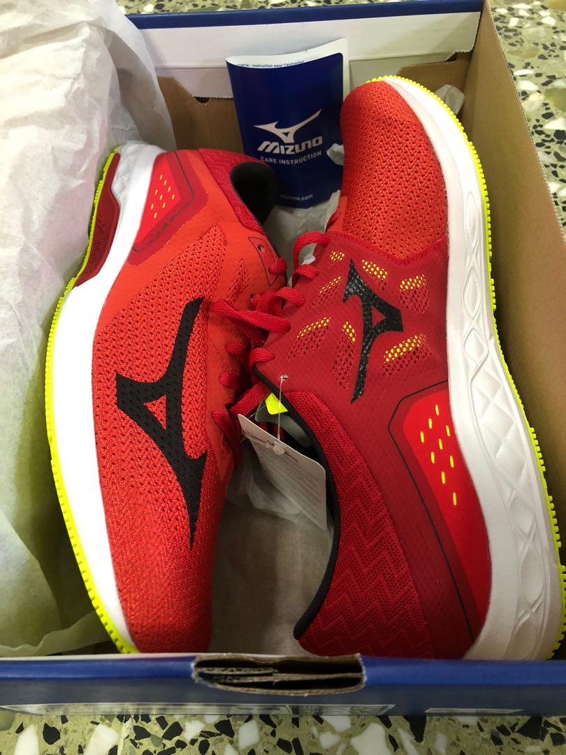 mizuno wave sonic