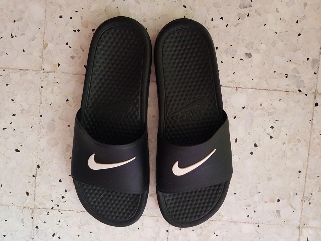 mens nike slipper
