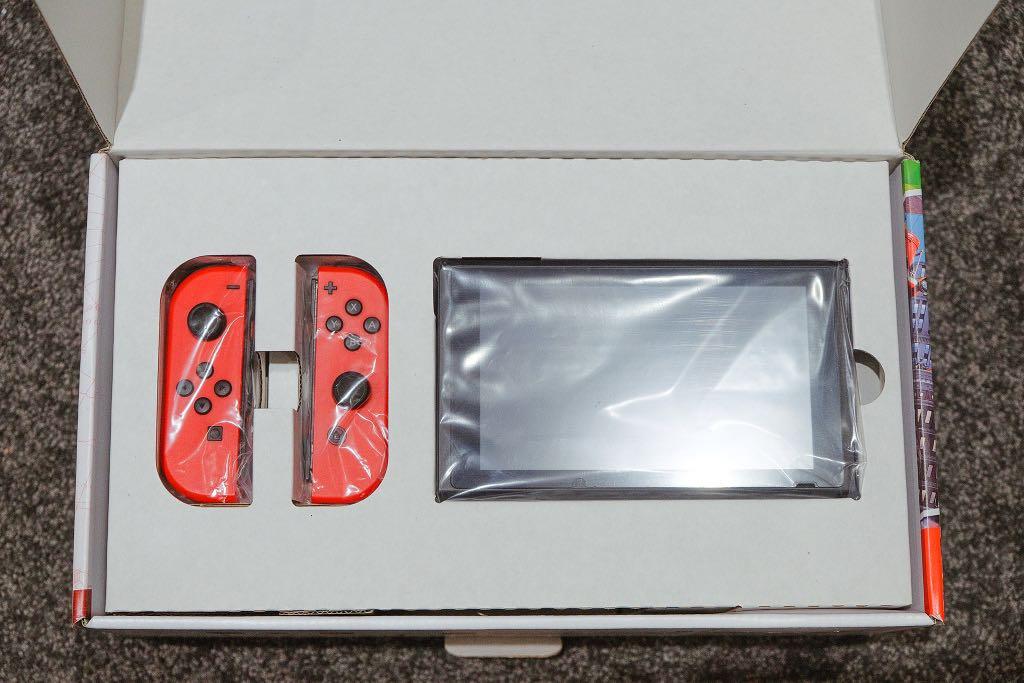 任天堂瑪利歐Switch 限定版 XAW開頭, 電玩遊戲相關, 電玩、電腦遊戲軟體, Nintendo 任天堂在旋轉拍賣