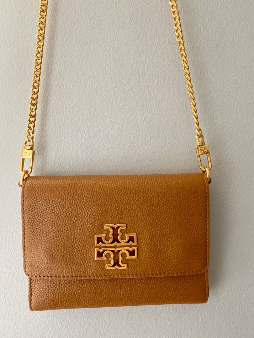 Top 70+ imagen tory burch britten chain wallet Thcshoanghoatham