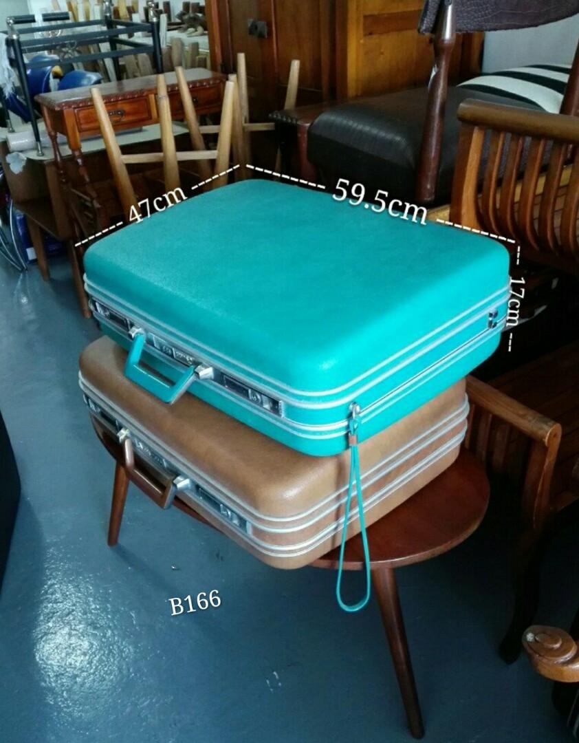 Vintage Mid Century Luggage, Hobbies & Toys, Memorabilia & Collectibles