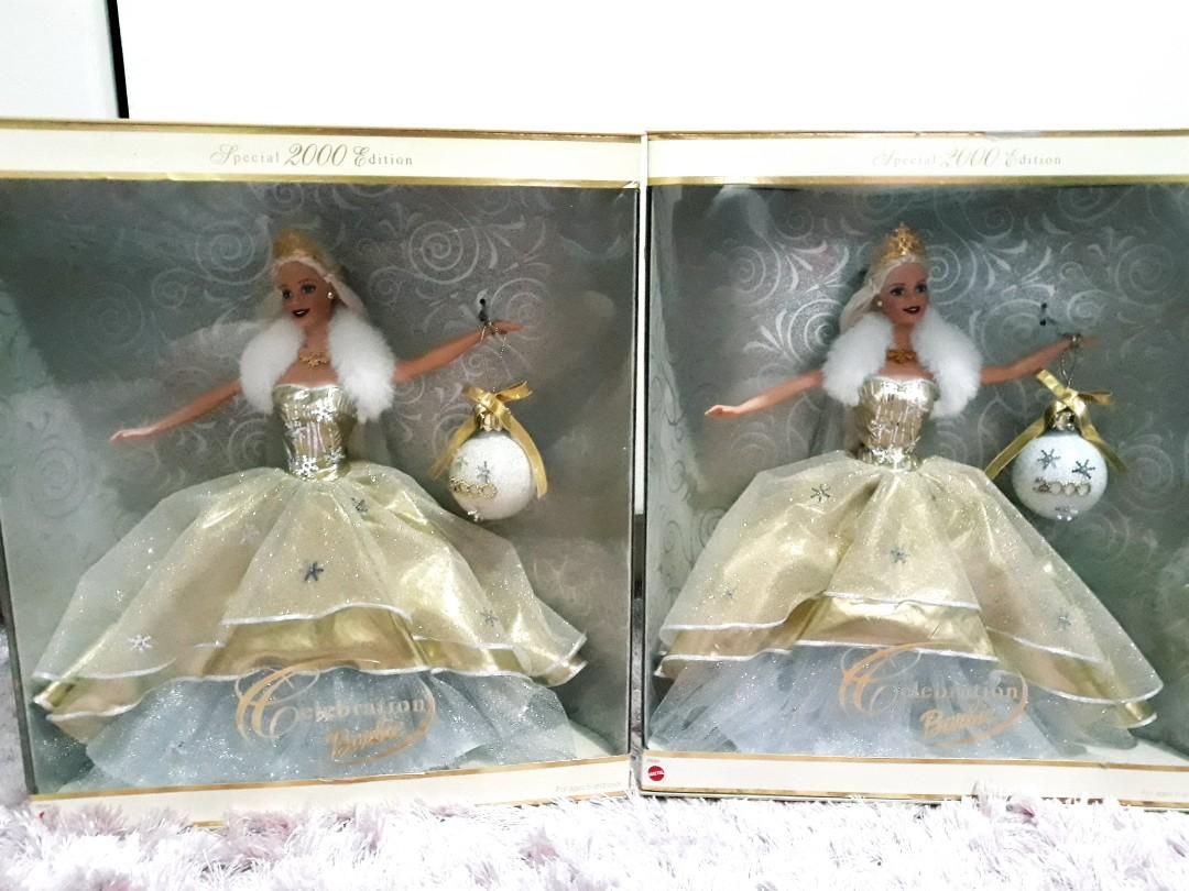 2000 holiday barbie