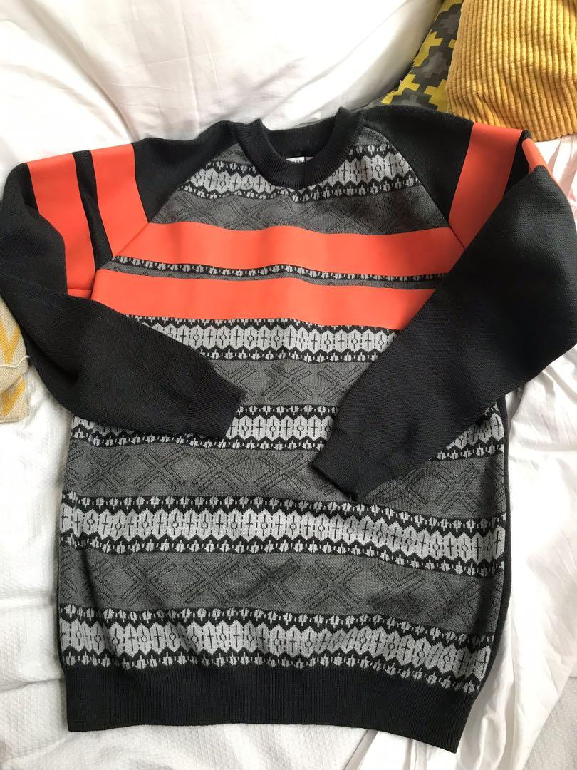 Grey sales givenchy sweater