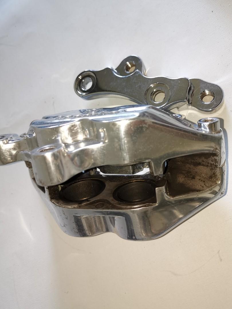 Brembo 4piston Caliper with QTM mounting bracket for Harley Davidson