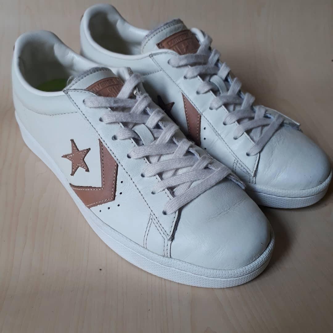 mens tan converse