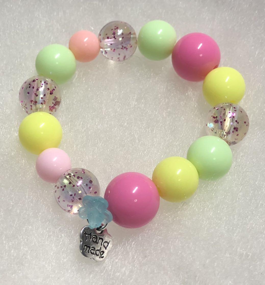 Childrens bracelet top