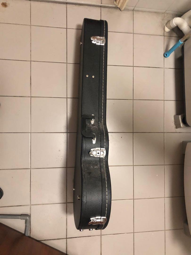 Hard case for Gibson Les Paul, Hobbies & Toys, Music & Media, Music