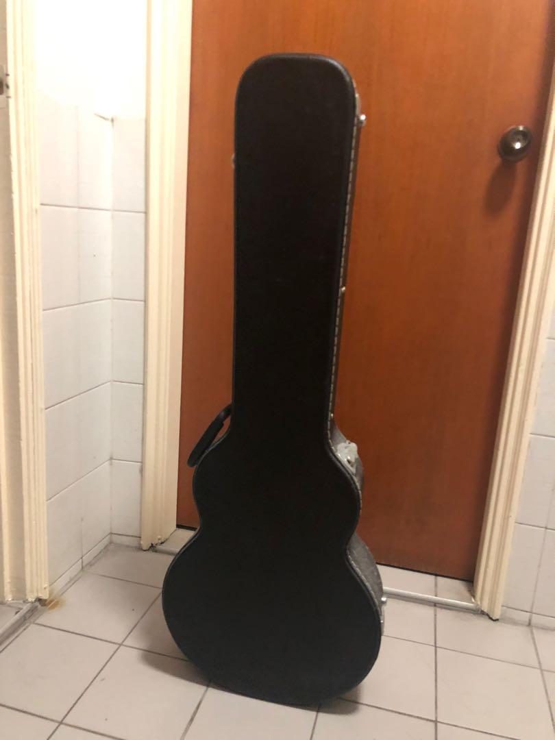 Hard case for Gibson Les Paul, Hobbies & Toys, Music & Media, Music