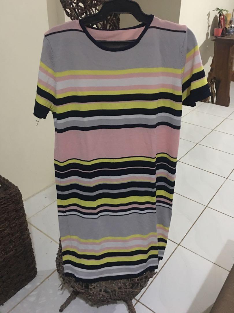 Knitted dress (Category: Dresses) located in Imus. Submitted by katykit (Listing ID 271629173, Image 2). Description: .