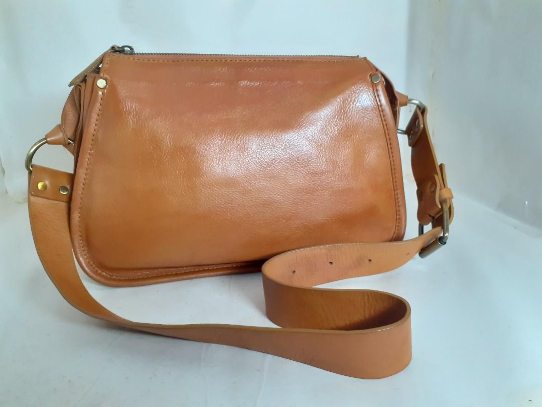 Guess handbags farmers best sale