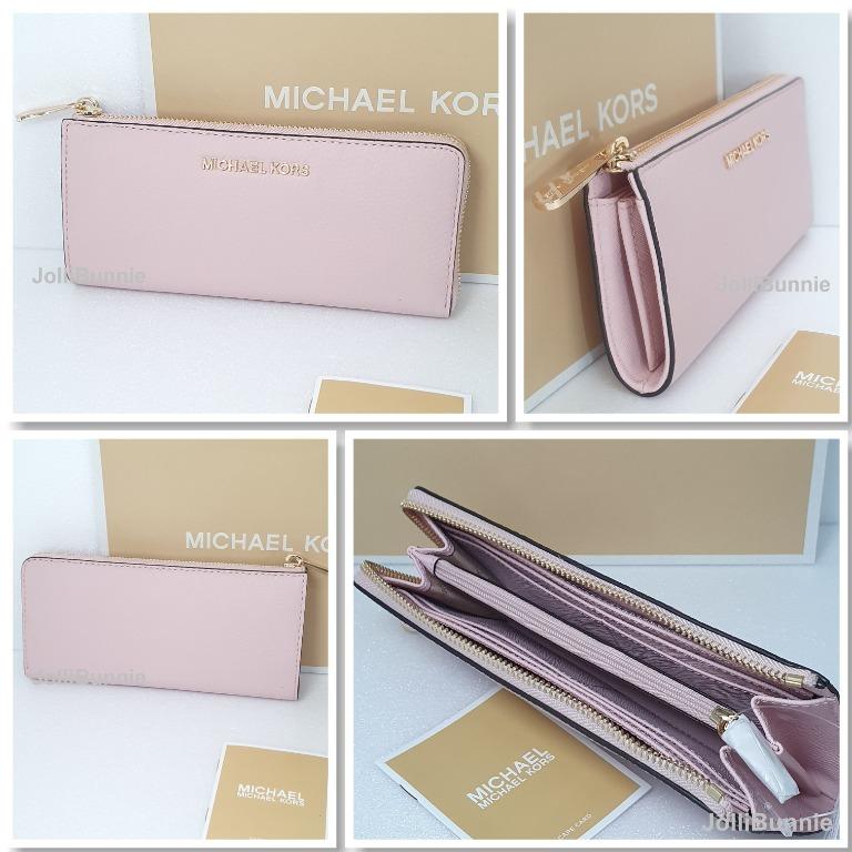 Michael kors jet set travel large three quarter zip wallet hotsell