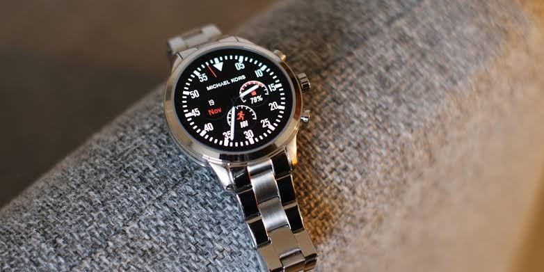 michael kors runway smartwatch manual
