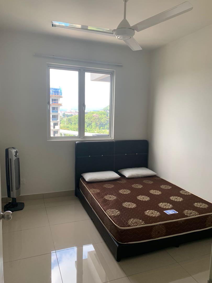 Middle Room For Rent Near Mrt Station Property Rentals On Carousell