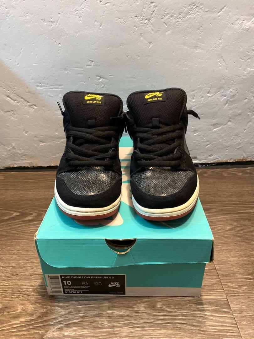 nike sb dunk low snake eyes