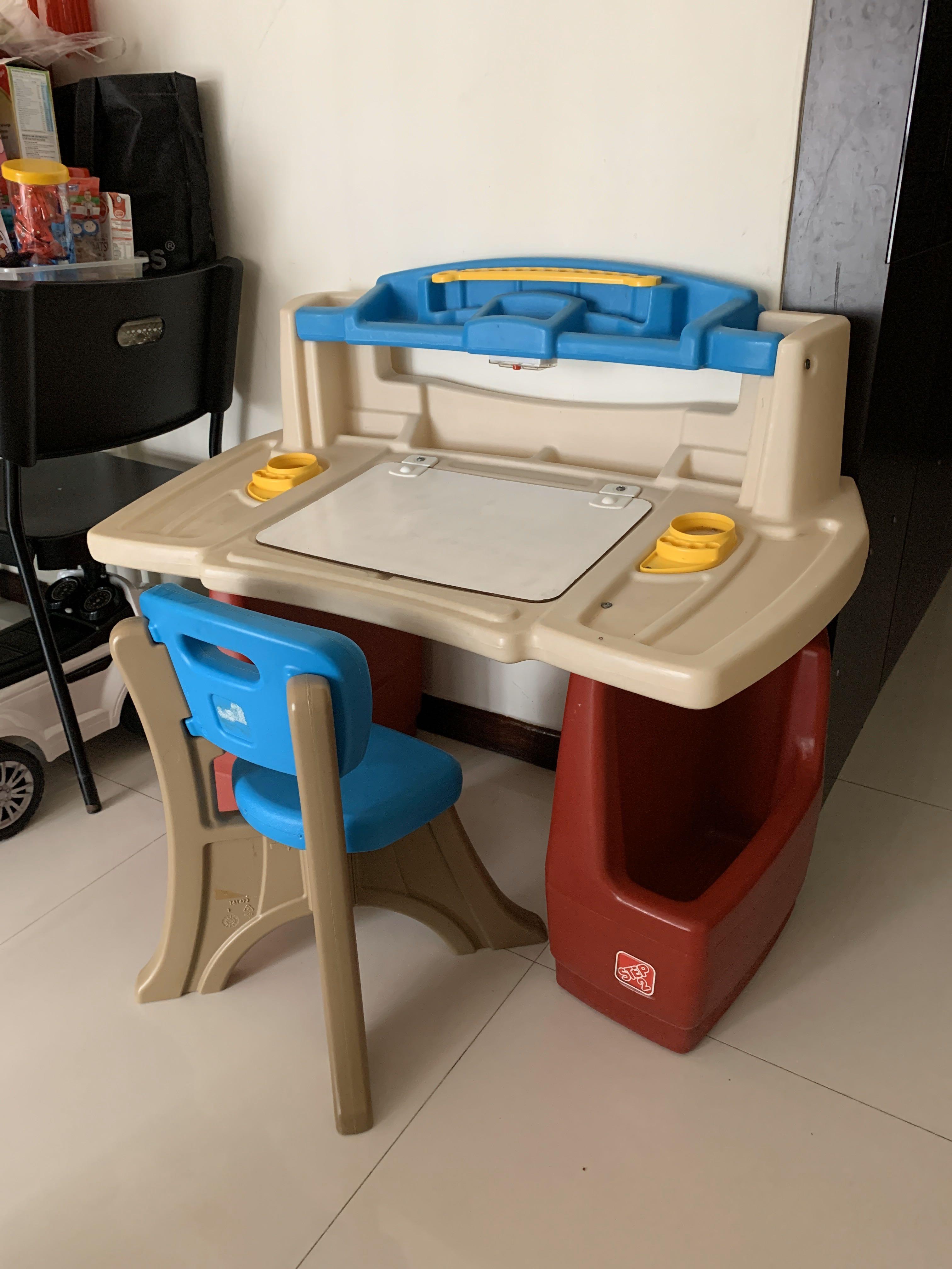 Preloved Step2 Deluxe Art Master Desk Furniture Tables Chairs On Carousell
