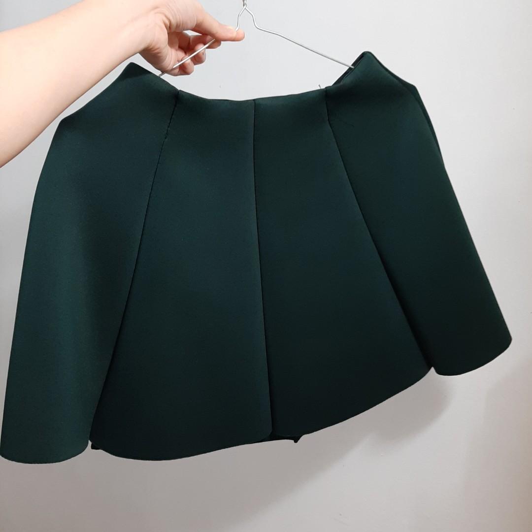 Rok Mini Warna Hijau Gelap Fesyen Wanita Pakaian Wanita Gaun Rok Di Carousell