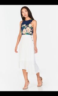 (Category: ) located in . Submitted by clothesandthingsss (Listing ID 271564746, Image 1). Description: .