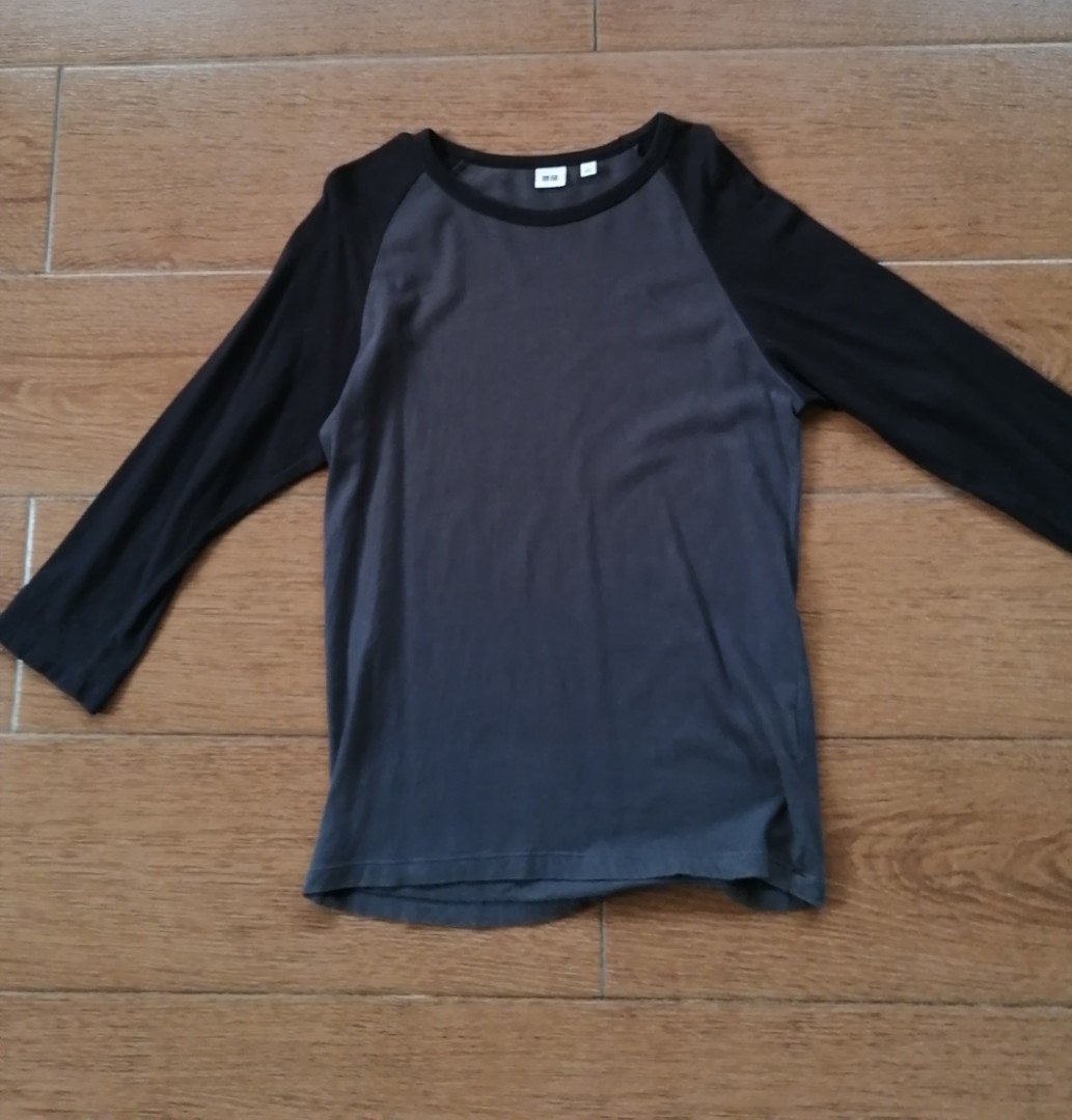 uniqlo raglan tee