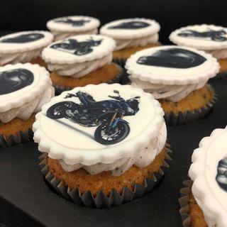 Edible image cupcake