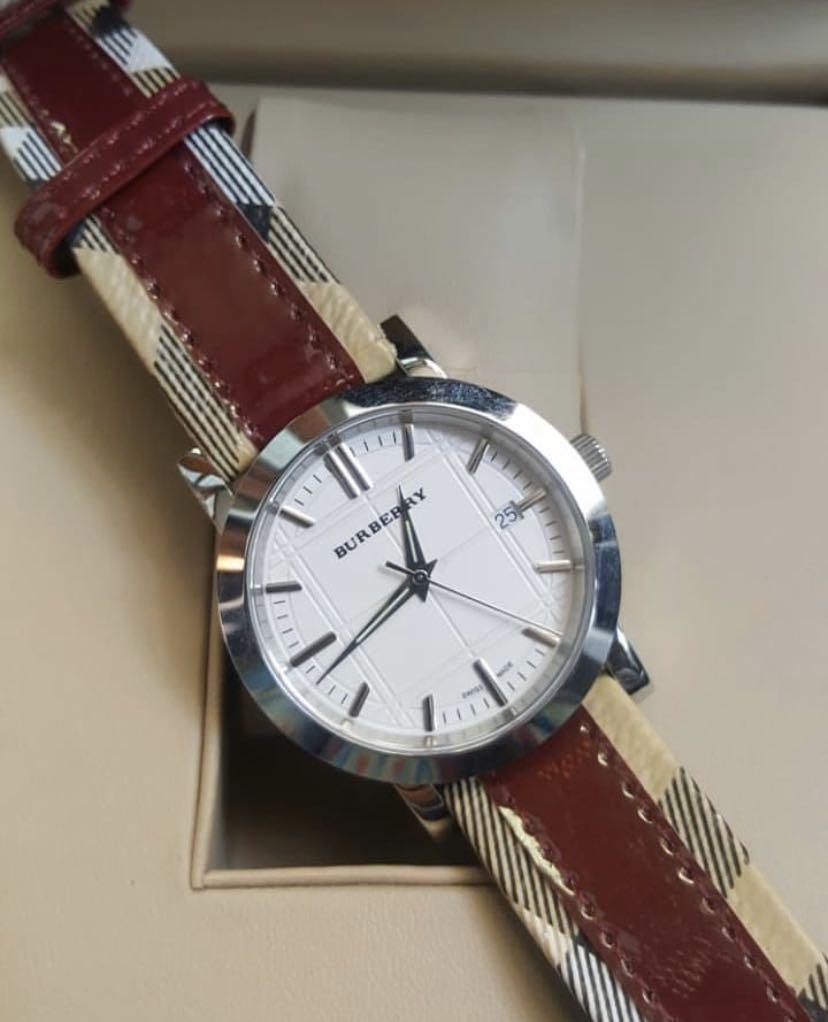 Burberry watch deals heritage